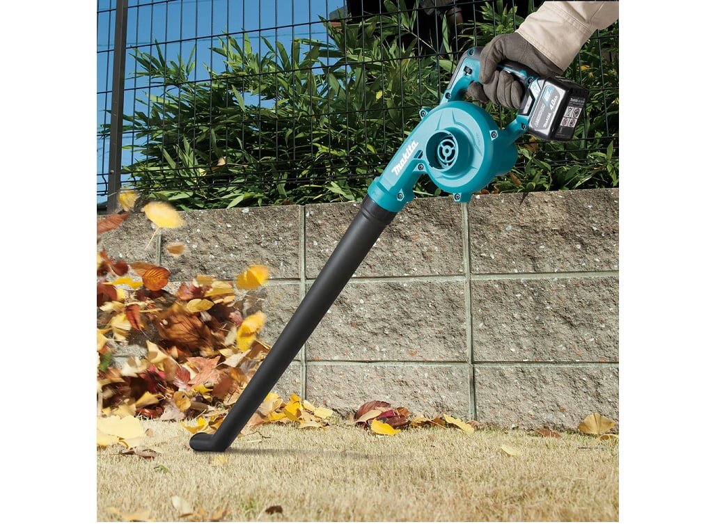 Máy thổi lá dùng pin Makita  