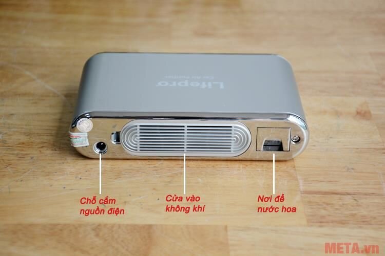Máy lọc không khí và khử mùi trên ôtô Lifepro L338-OT