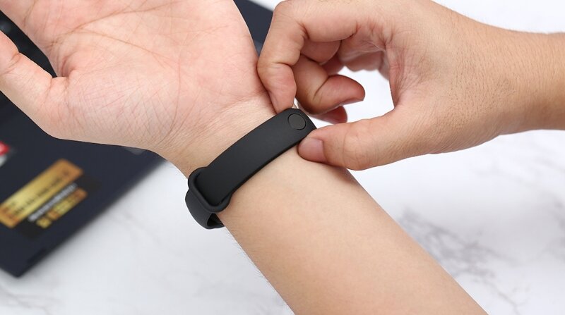 Vòng đeo tay thông minh Mi Band 6 pin 