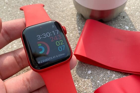 Chạy bộ, đạp xe, Gym, Yoga và hơn thế nữa với đồng hồ Apple Watch Series 6 GPS 40mm