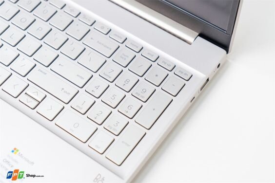 HP Pavilion 15 eg2037TX (ảnh 8)