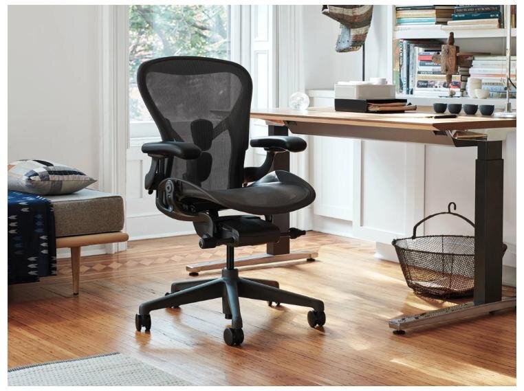 Ghế Công Thái Học Herman Miller Aeron - Chân Nhựa, Màu Mineral white 2