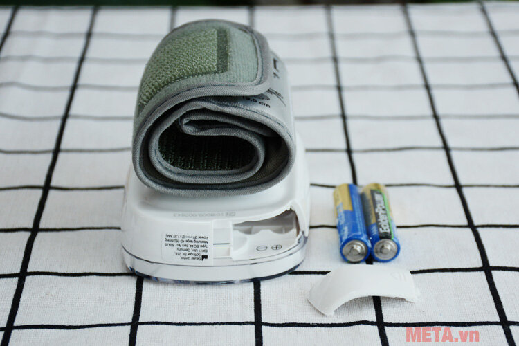 Máy đo huyết áp cổ tay Beurer BC44