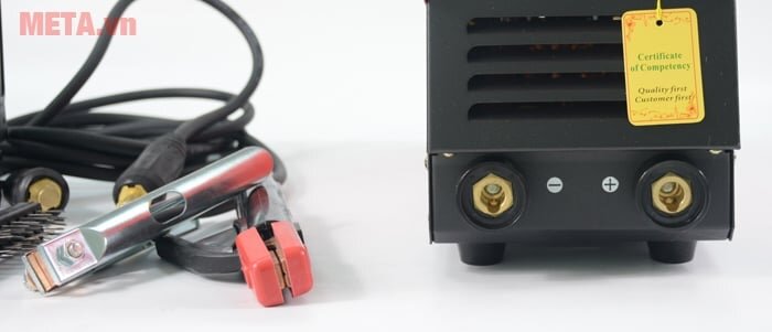 Tia hồ quang mạnh, cháy êm và ổn định,