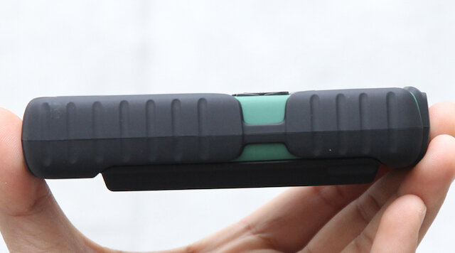 Điện thoại Mobell Rock