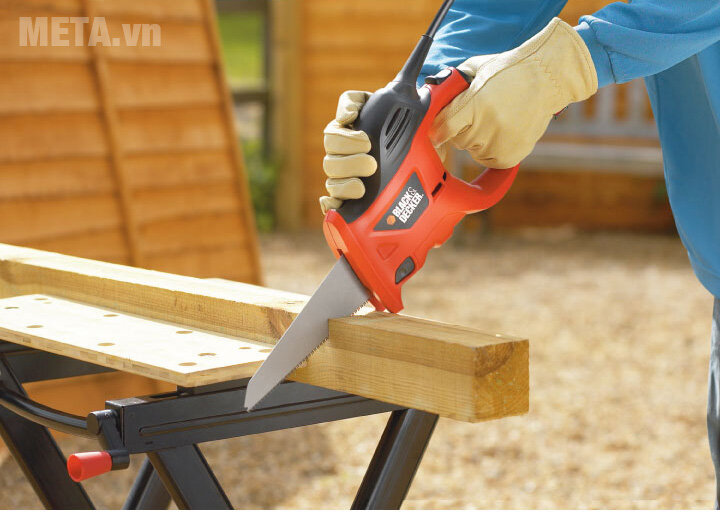 Máy cưa cầm tay Black 