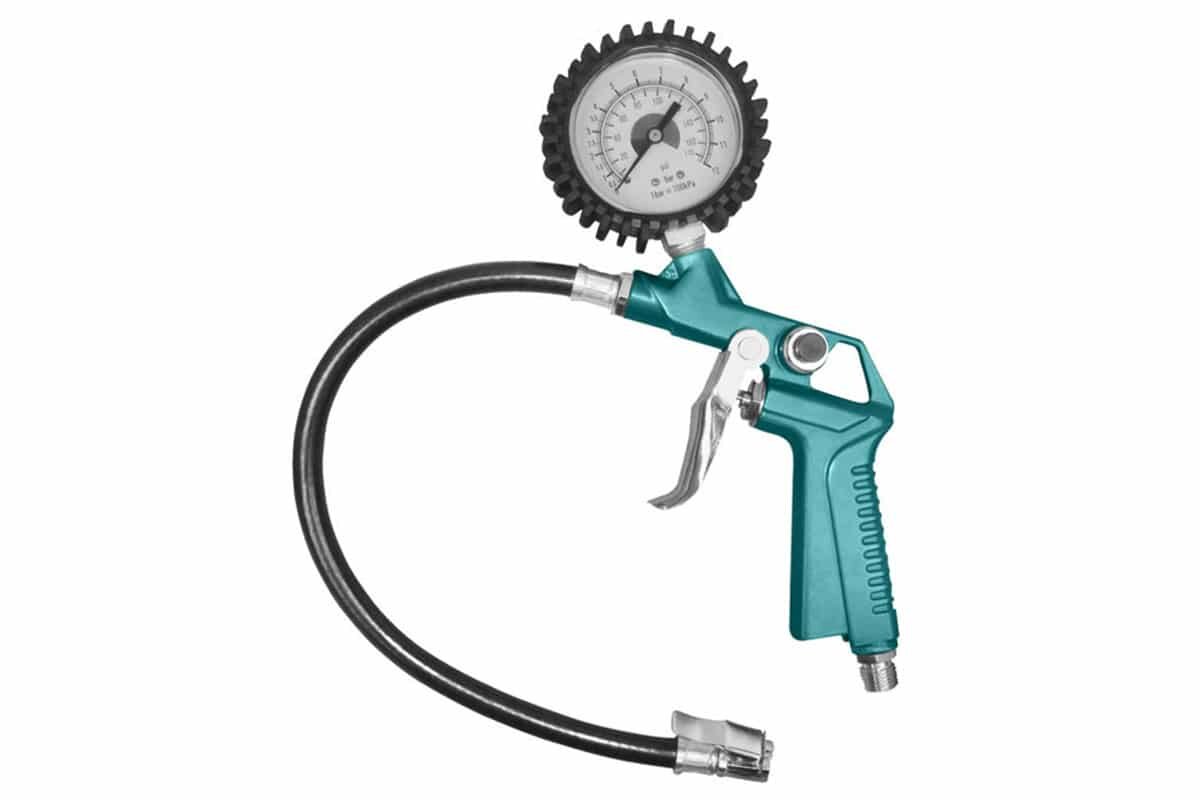 Súng bơm lốp xe ô tô khí Total TAT11601