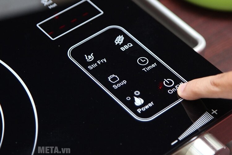 Bếp hồng ngoại Whirlpool ACT312/BLV
