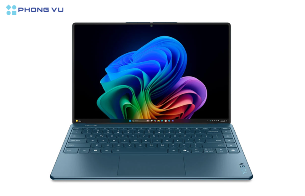 Màn hình OLED 14 inch, độ phân giải 4K WQUXGA (3840x2400), là điểm nhấn của Yoga Slim 9