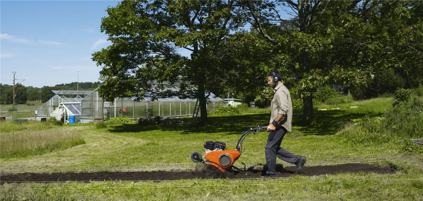 Máy xới đất Husqvarna TF230