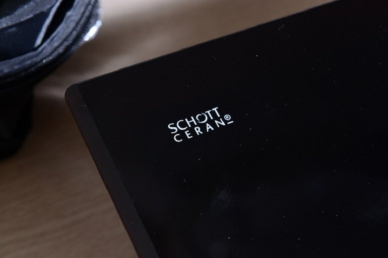 Bếp từ bốn Siemens EX801KYE1E