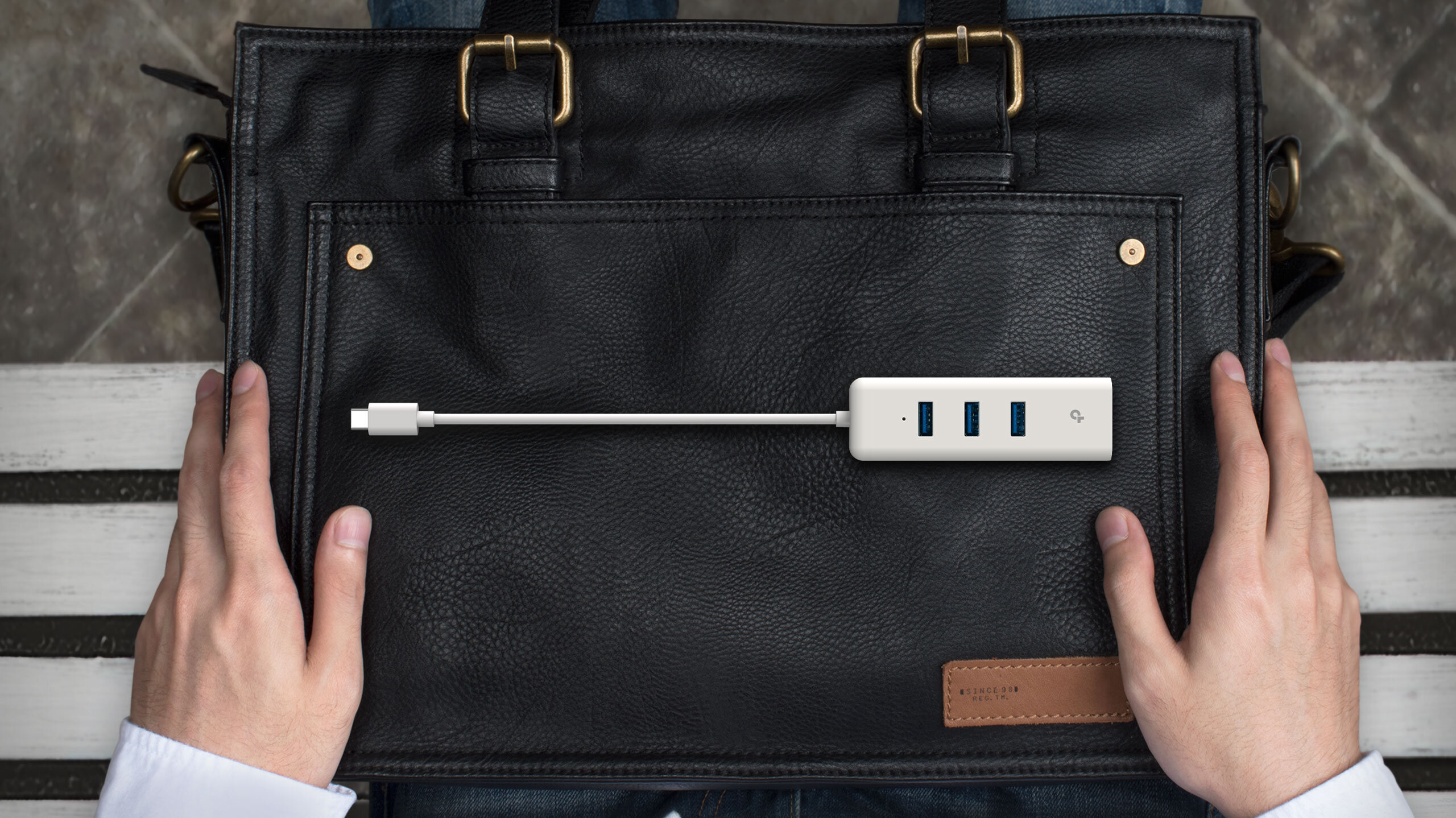 Bộ chuyển đổi Hub USB 3.0 sang Lan Gigabit + 3 Cổng USB 3.0 TP-Link UE330 3