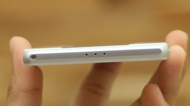 Điện thoại Sony Xperia Z2