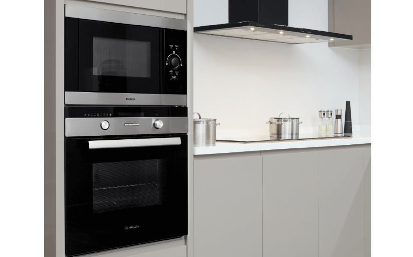 Lò vi sóng Malloca MW 927S có thiết kế sang trọng