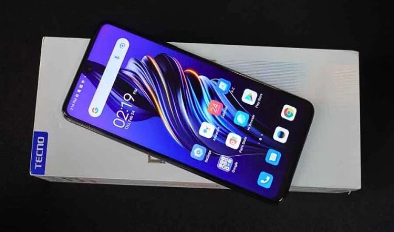 điện thoại tecno pova 5 màn hình