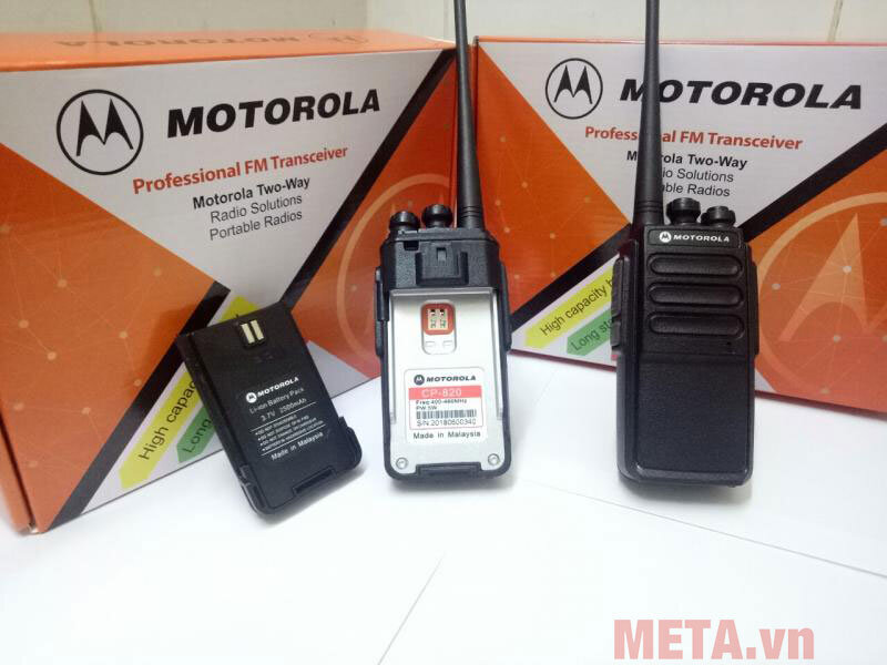 Máy bộ đàm Motorola CP820
