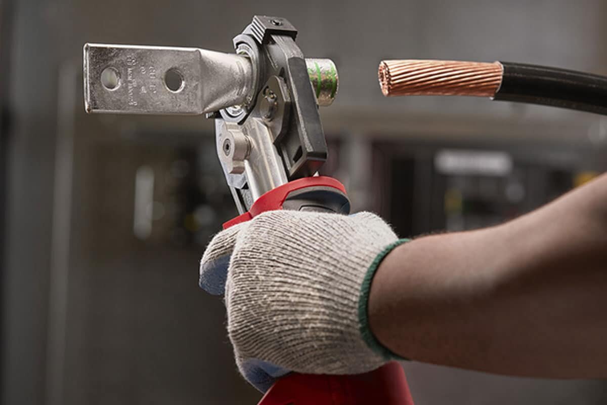 Thân máy bấm cốt 6 tấn pin 18V Milwaukee M18 HCCT-0C