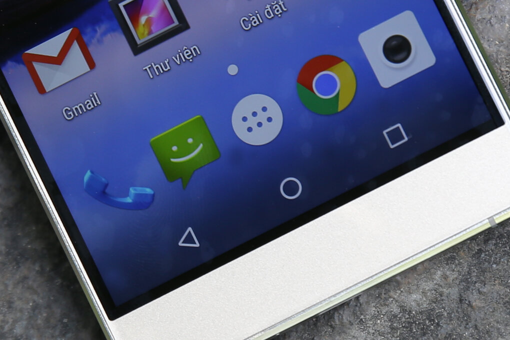 Điện thoại Mobell Nova F7