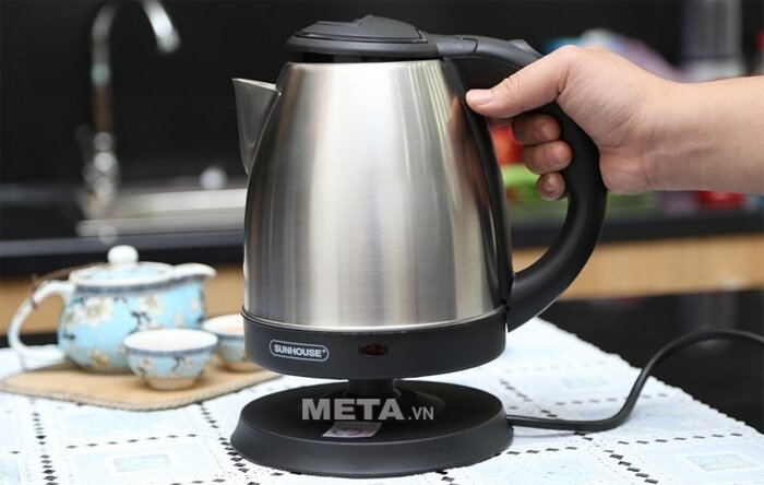 Ấm siêu tốc Sunhouse SHD1152 (1,5 lít)