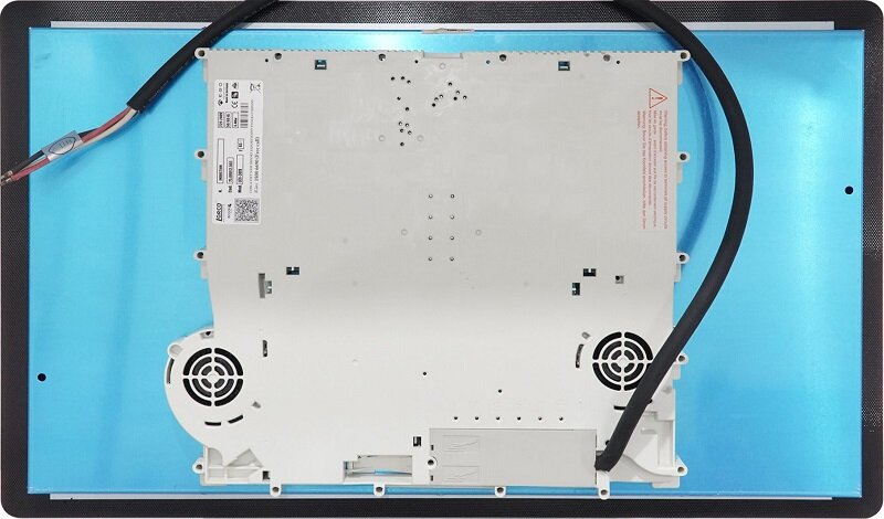 Bếp từ âm 3 vùng nấu Lorca LCI-309