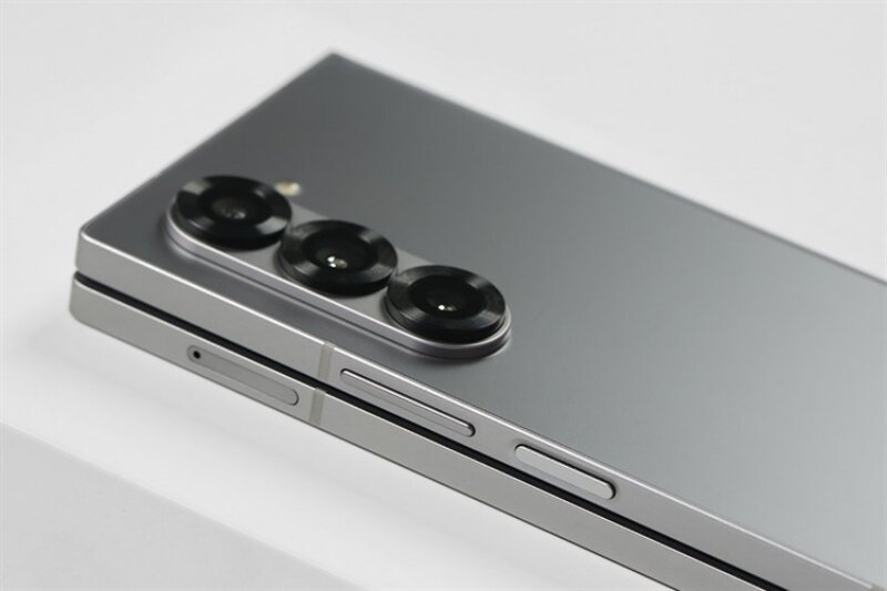 Điện thoại Samsung Galaxy Z Fold6 5G 12GB/512GB