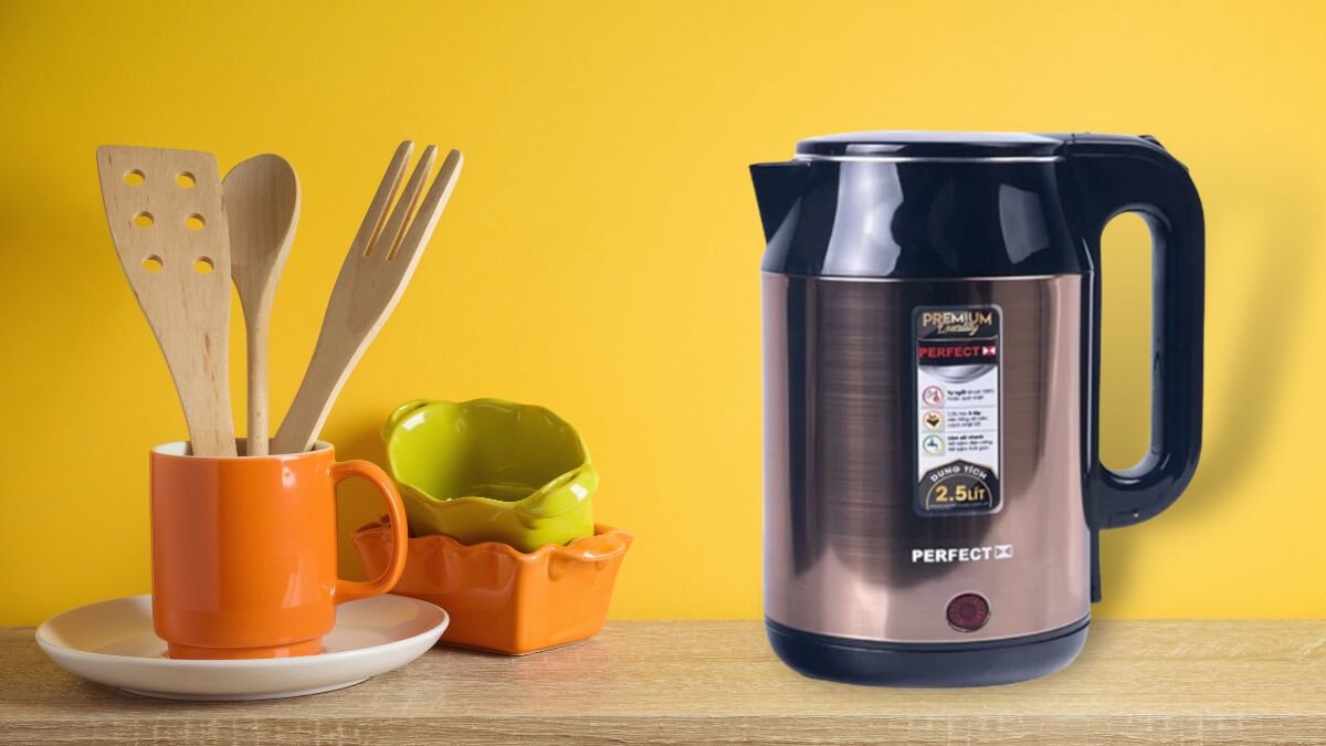 Ấm đun nước siêu tốc Perfect PF-B52 2.5 lít có thiết kế nhỏ gọn