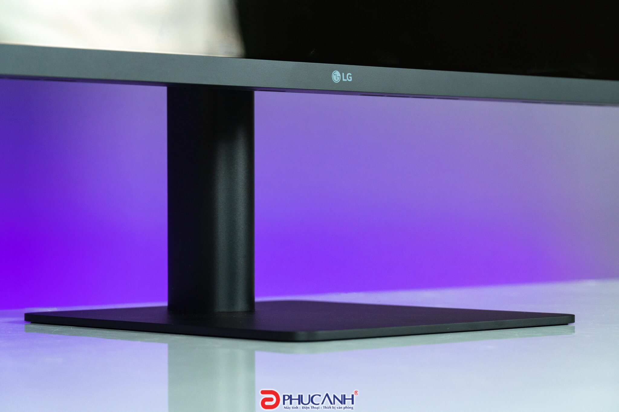 Màn hình LG 27MD5K-B 27Inch 5K IPS