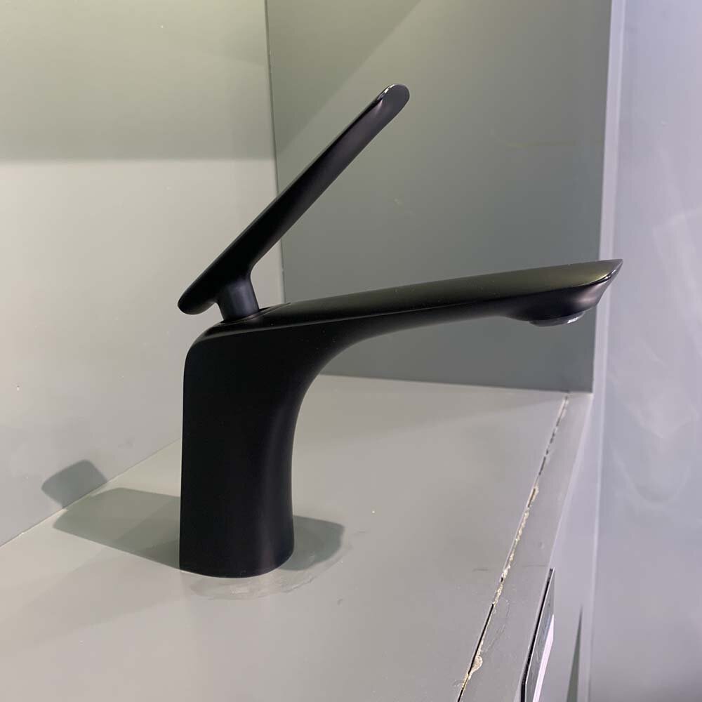 Đặc điểm nổi bật của vòi chậu lavabo nóng lạnh Viglacera Platinum P.51.326