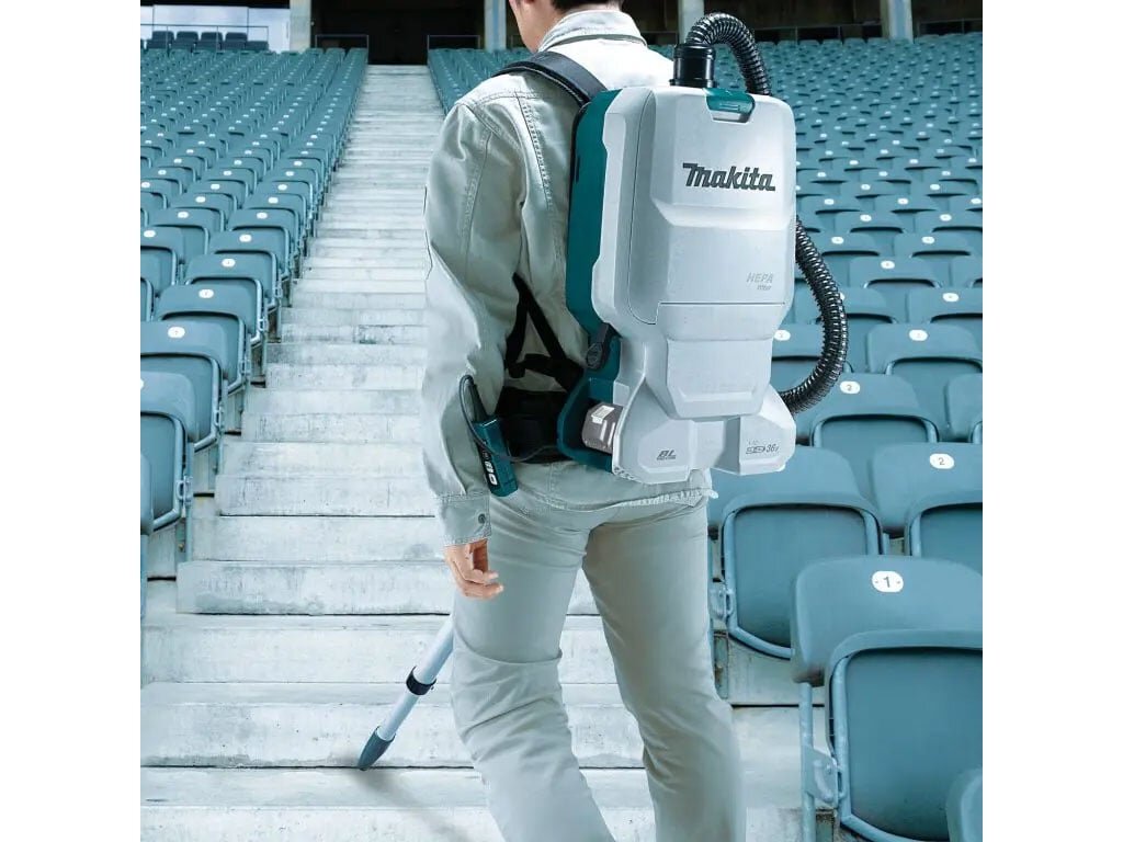 Máy hút bụi Makita đeo vai sử dụng Máy hút bụi Makita