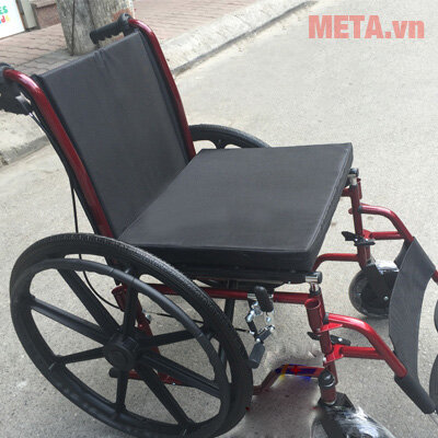 Xe lăn Lucass X39BJ có phanh