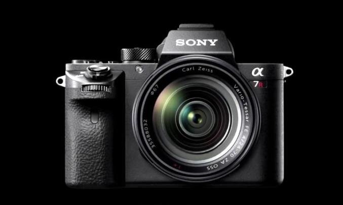 Máy Ảnh Sony ILCE-7RM2