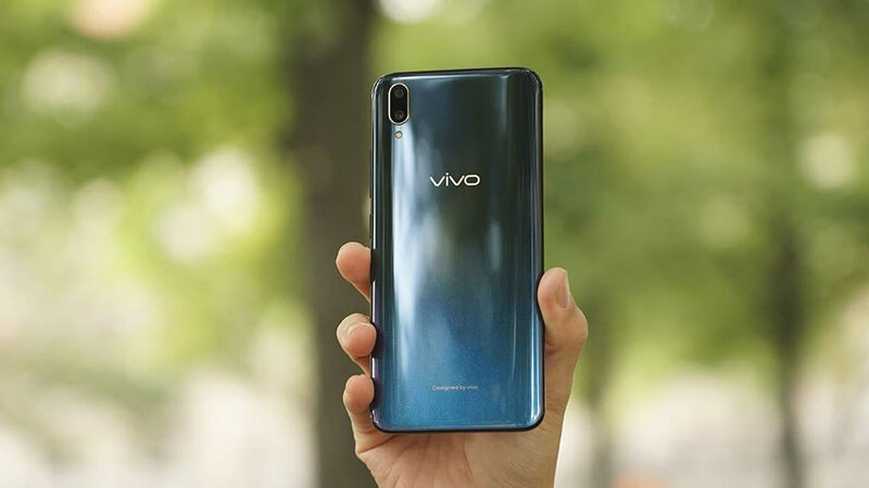 Điện thoại Vivo V11 - 6GB RAM, 128GB, 6.41 inch