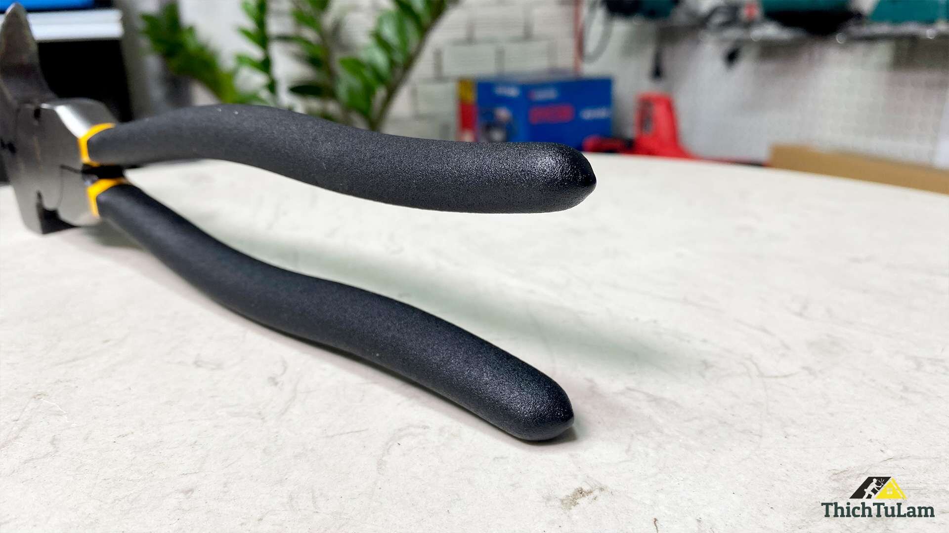 Kìm hàng rào 10in, 250mm Tolsen 10301-T