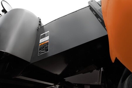 Máy gặt đập liên hợp Kubota DC70 (DC-70) Việt Nam