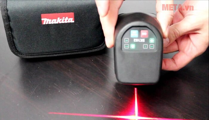Máy cân mực laser chạy pin Makita SK102Z Máy cân mực laser chạy pin Makita SK102Z