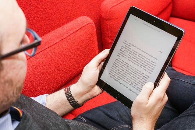 Máy tính bảng iPad Wifi Cellular 128GB (2017)