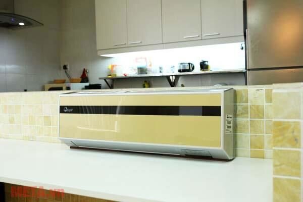 Máy sưởi điều hòa Ceramic treo tường FujiE CH-2500