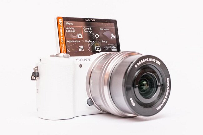 Máy Ảnh Sony Alpha A5100 (ILCE-5100) Body (Trắng) Máy Ảnh Sony Alpha A5100 (ILCE-5100) Body (Trắng)