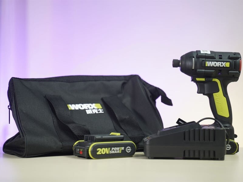 Bộ sản phẩm đầy đủ của máy vặn vít Worx Green 