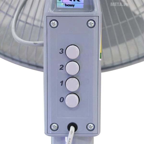 Quạt Benny BF182F có 3 tốc độ Quạt Benny BF182F có 3 tốc độ
