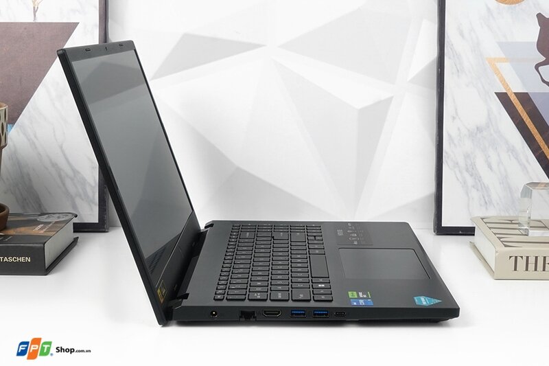 Acer Nitro V ANV15-51-91T5 tản nhiệt tối ưu