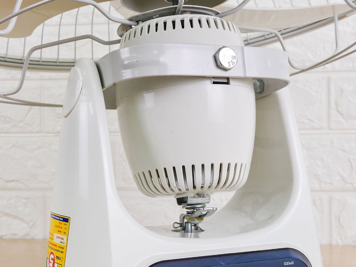 Động cơ quạt đảo trần Quạt đảo trần 3 cánh