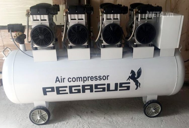 Máy nén khí không dầu, giảm âm Pegasus TM-OF1100x4-300L (6HP)