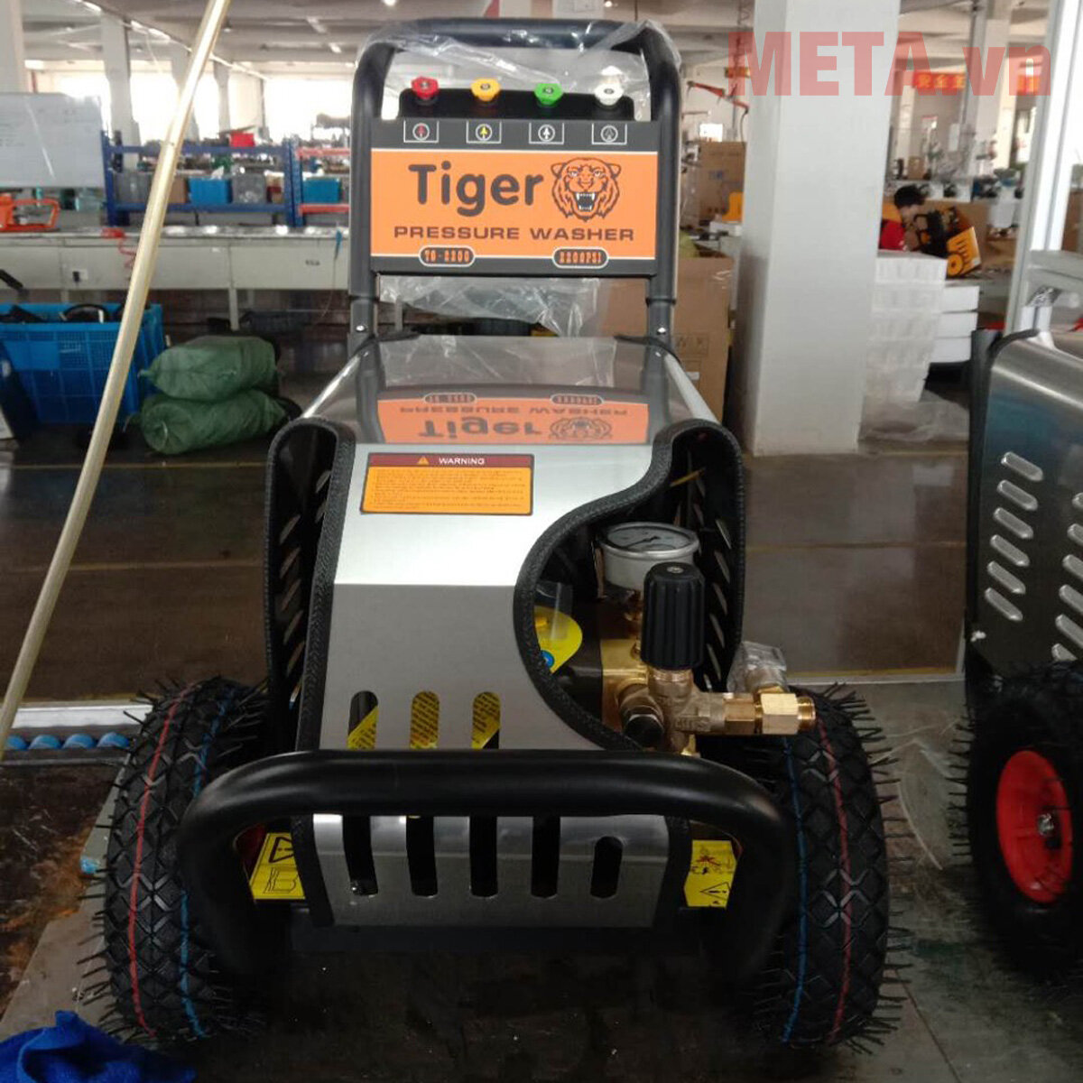 Máy phun xịt rửa xe cao áp Tiger UV-3200 5.5KW