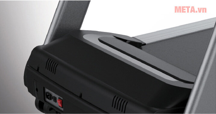 Máy chạy bộ Spirit XT-685