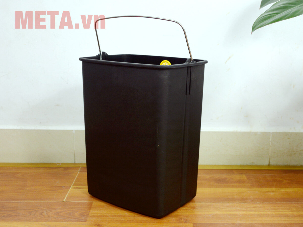 Thùng rác inox nhấn vuông nhỏ Fitis STS1-906 - 15 lít (Đỏ)