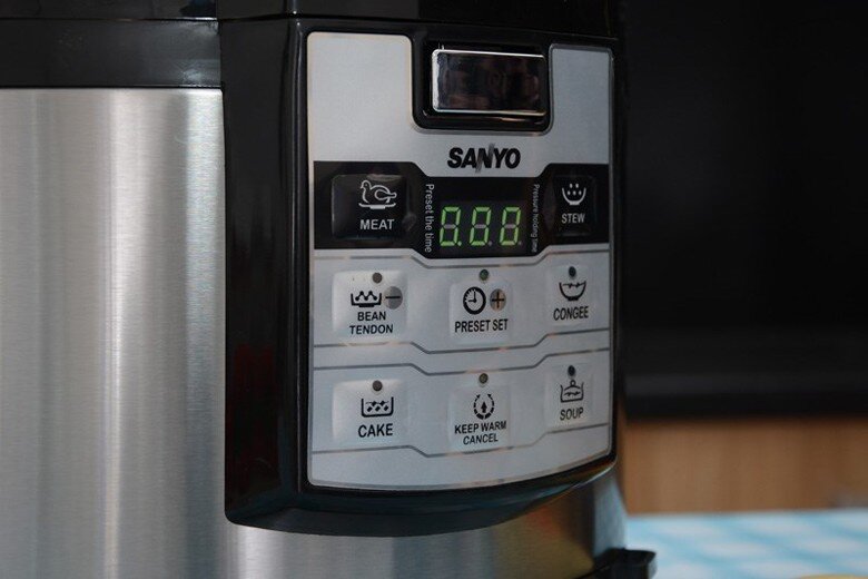 Nồi áp suất điện Sanyo ECJ-JH9065D 5.0 lít Nồi áp suất điện Sanyo ECJ-JH9065D 5.0 lít