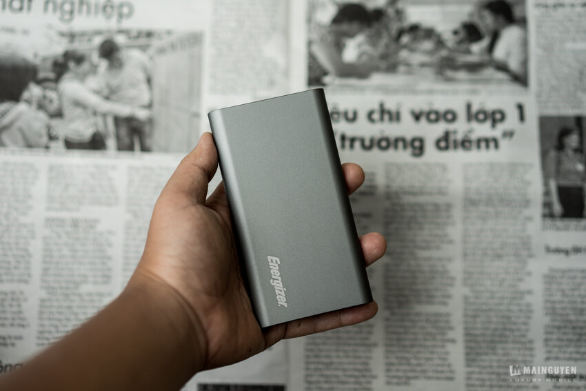 PIN SẠC DỰ PHÒNG ENERGIZER 10000MAH LI-PO 2 OUTPUT UE10012