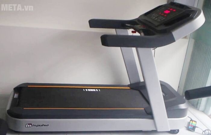 Máy chạy bộ điện cỡ lớn Impulse PT300H