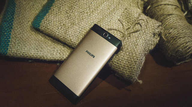 Điện thoại Philips S358